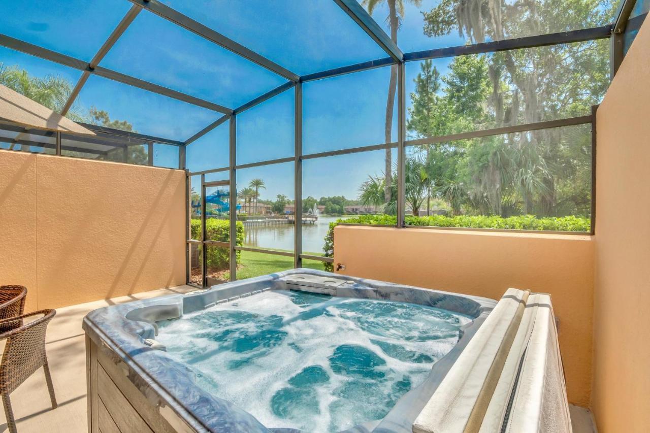 Upscale 2Br Lakefront Townhome - Private Hot Tub! Orlando Luaran gambar